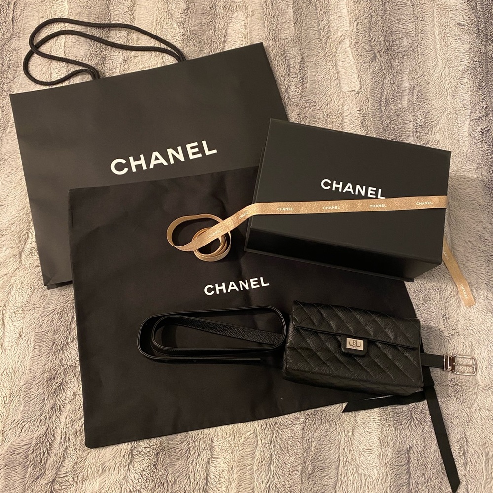 COPY - Chanel leather fanny pack